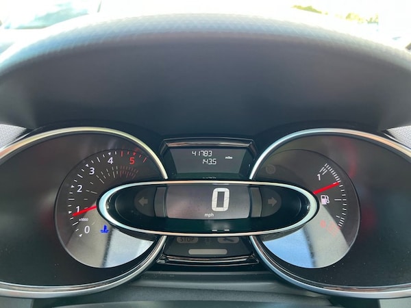 Used Renault Clio 2019 for sale - 75727195: Photo 36