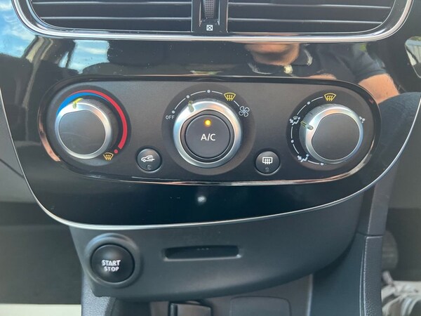 Used Renault Clio 2019 for sale - 75727195: Photo 45