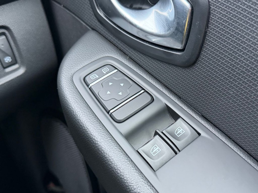 Used Renault Clio 2025 for sale - 77287608: Photo 33