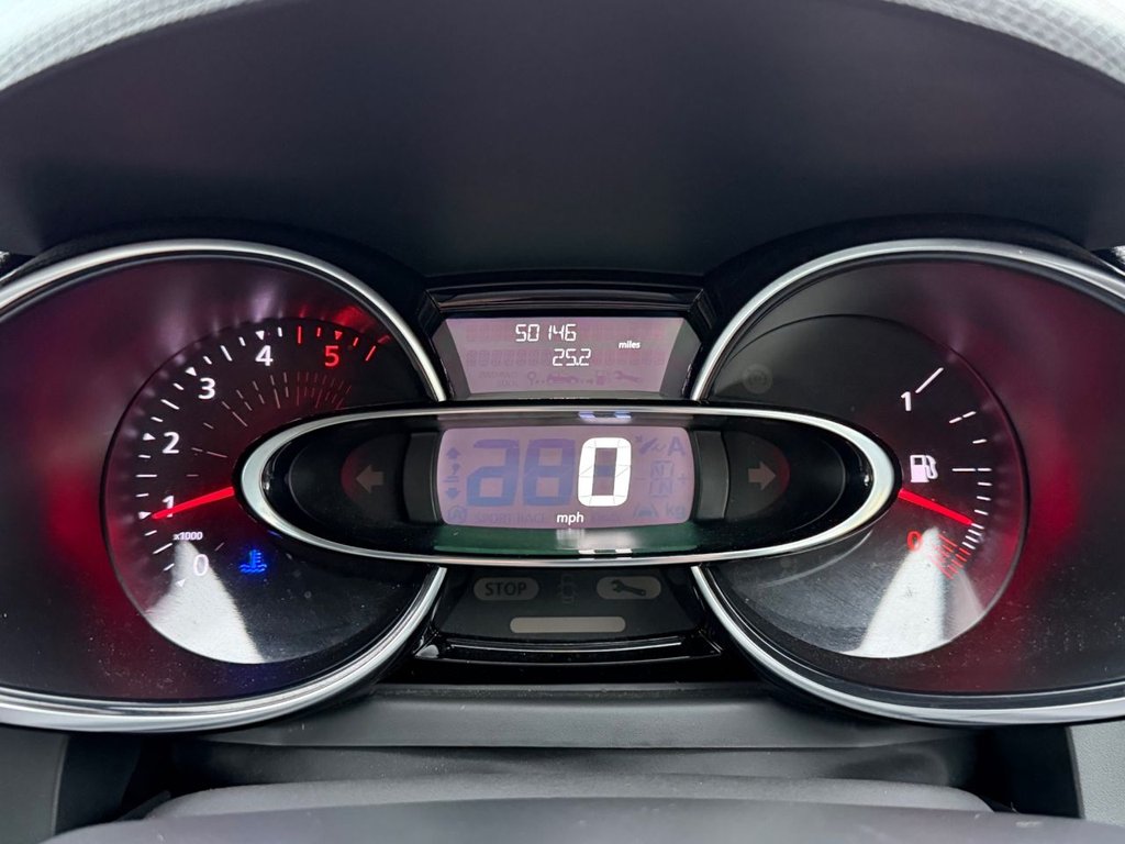 Used Renault Clio 2025 for sale - 77287608: Photo 41