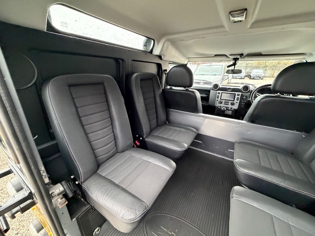 Used Land Rover Defender 2012 for sale - 77302801: Photo 32