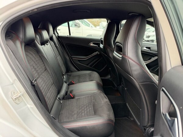Used Mercedes-Benz A-Class 2016 for sale - 76279379: Photo 31
