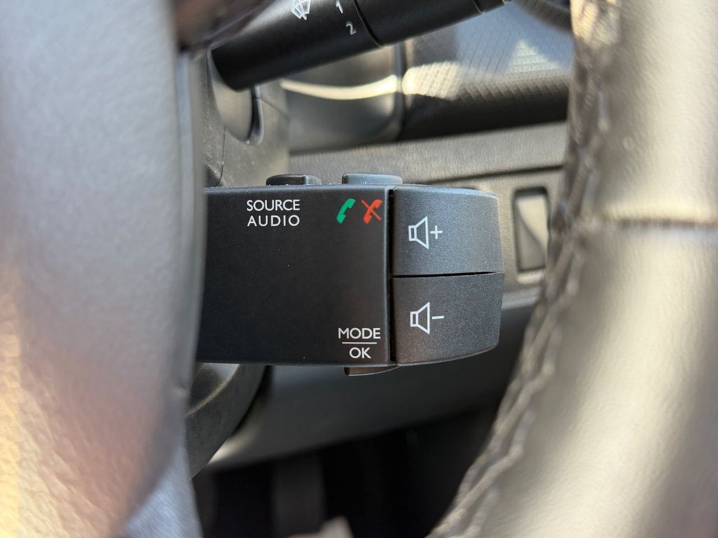 Used Renault Clio 2019 for sale - 76356367: Photo 39