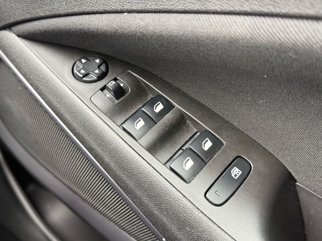 Used Vauxhall Crossland 2021 for sale - 77693582: Photo 40