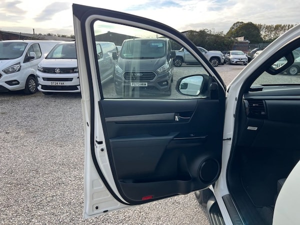 Used Toyota Hilux 2022 for sale - 76245196: Photo 21