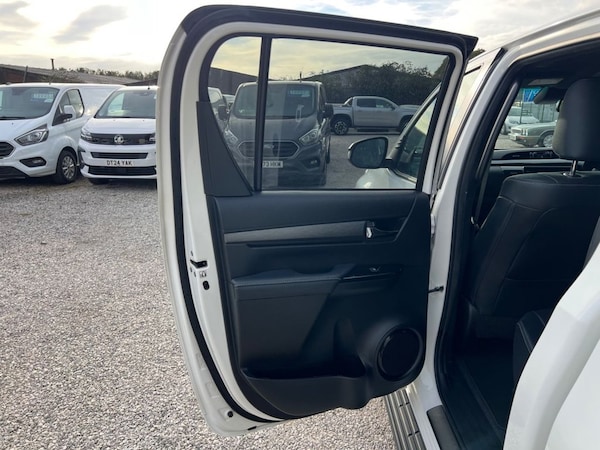 Used Toyota Hilux 2022 for sale - 76245196: Photo 25