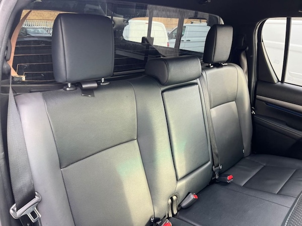 Used Toyota Hilux 2022 for sale - 76245196: Photo 28