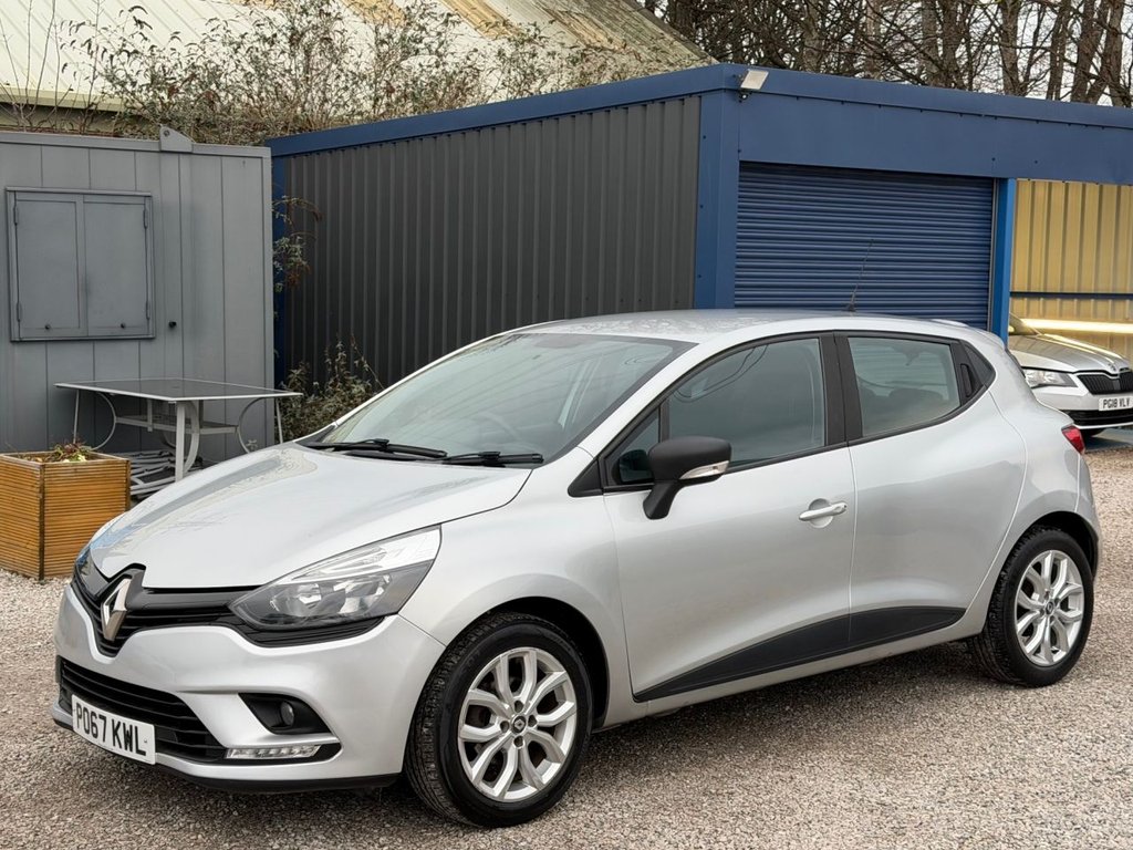 Used Renault Clio 2023 for sale - 77038020: Photo 10