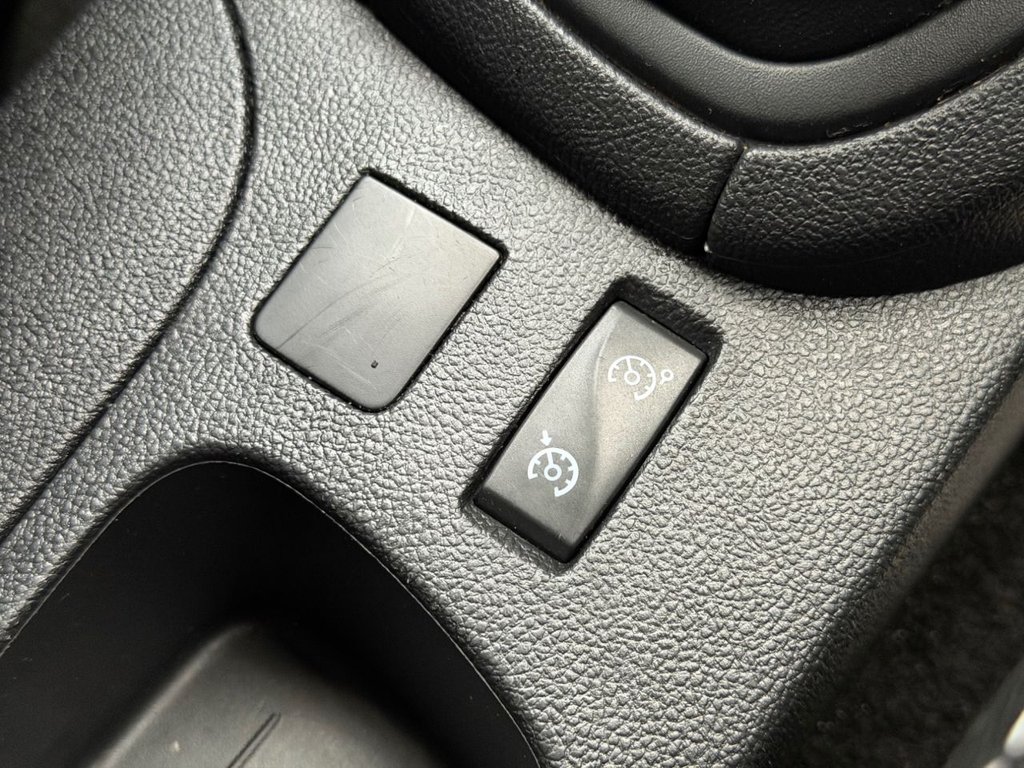 Used Renault Clio 2023 for sale - 77038020: Photo 20