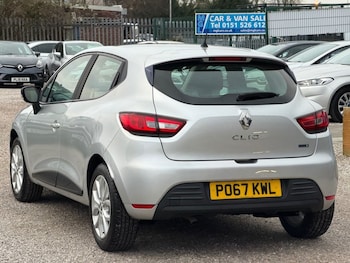 Used Renault Clio 2023 for sale - 77038020: Photo
