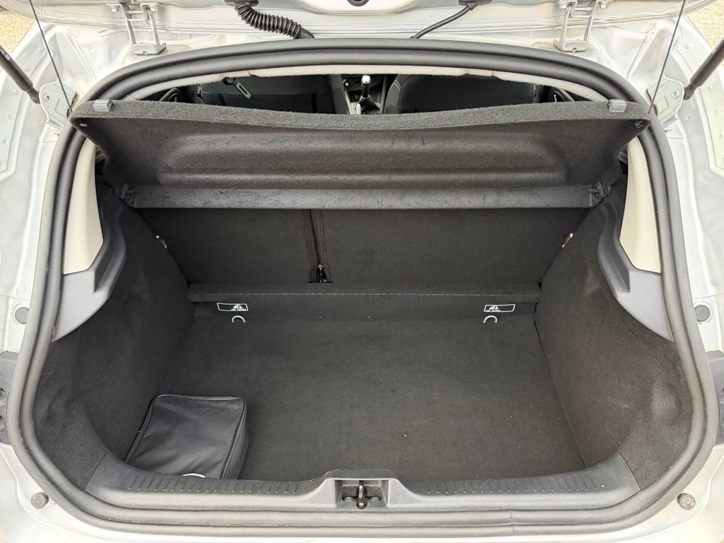 Used Renault Clio 2023 for sale - 77038020: Photo 8