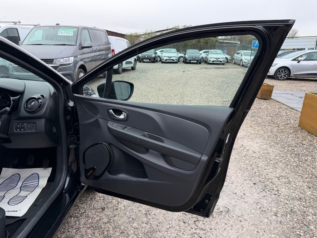 Used Renault Clio 2025 for sale - 76848156: Photo 17