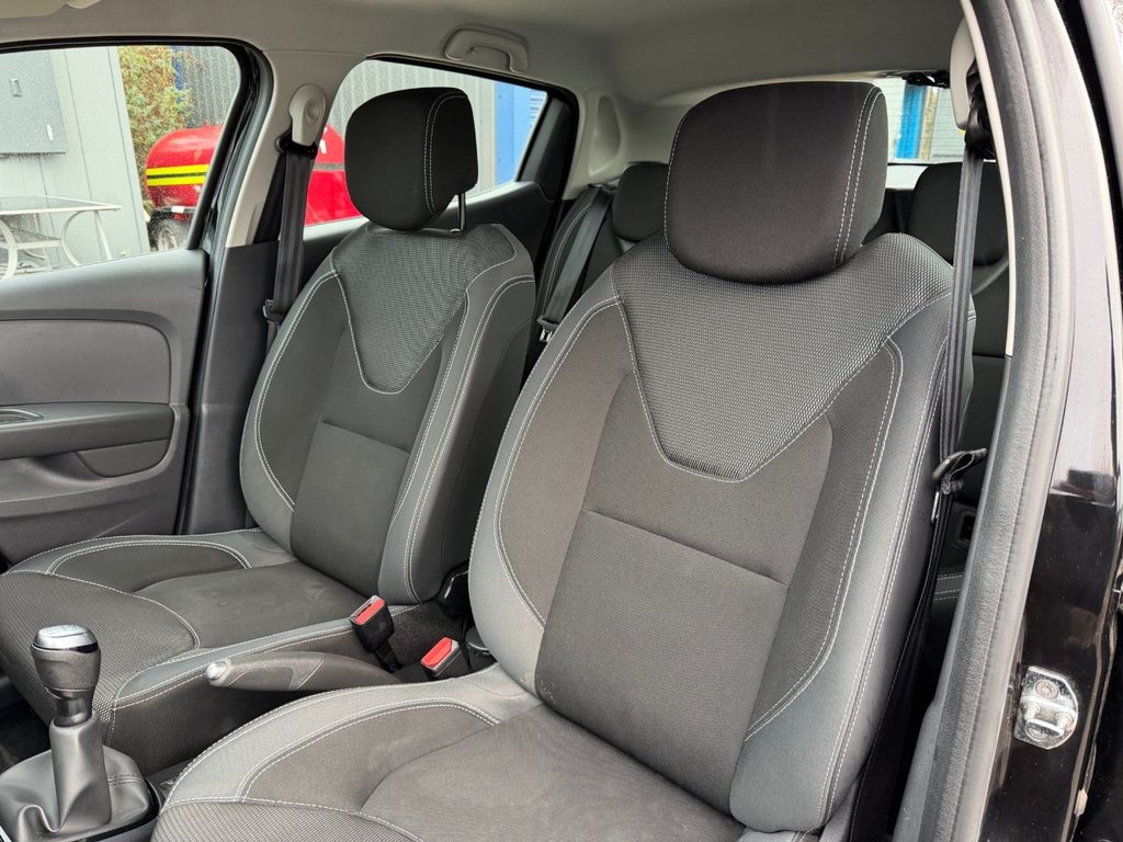 Used Renault Clio 2025 for sale - 76848156: Photo 32