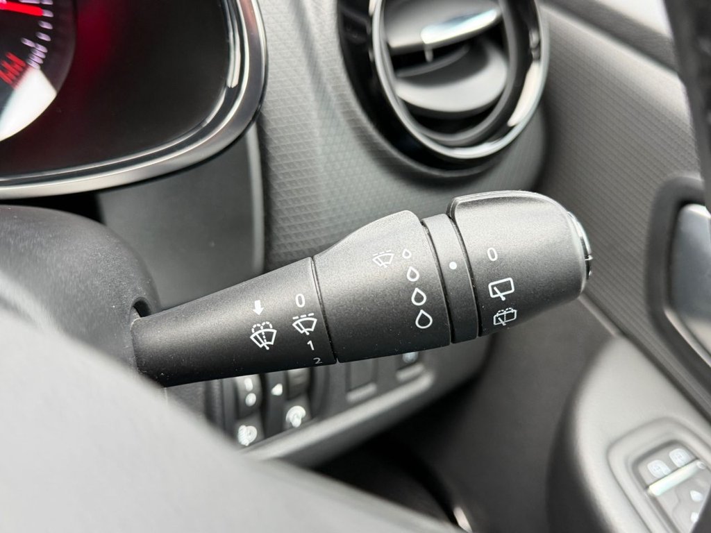 Used Renault Clio 2025 for sale - 76848156: Photo 38