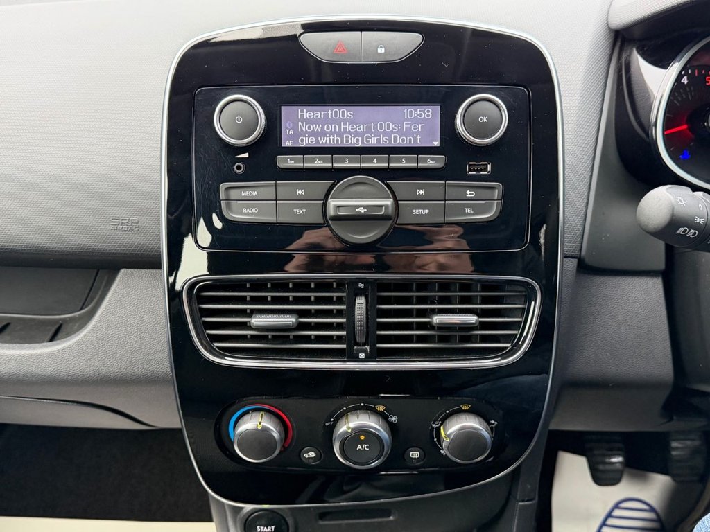 Used Renault Clio 2025 for sale - 76848156: Photo 40