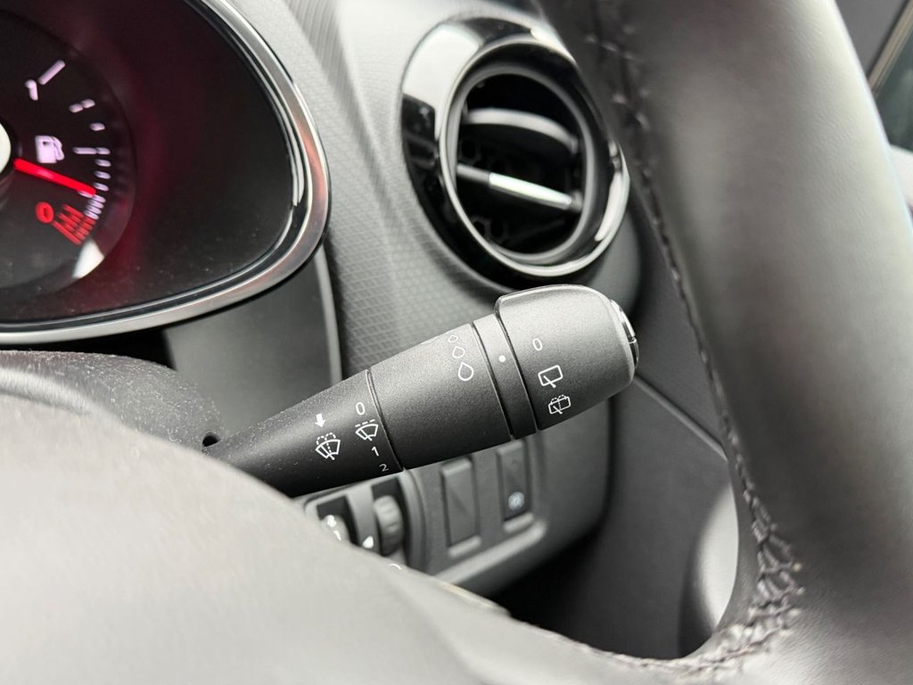 Used Renault Clio 2025 for sale - 77436668: Photo 45