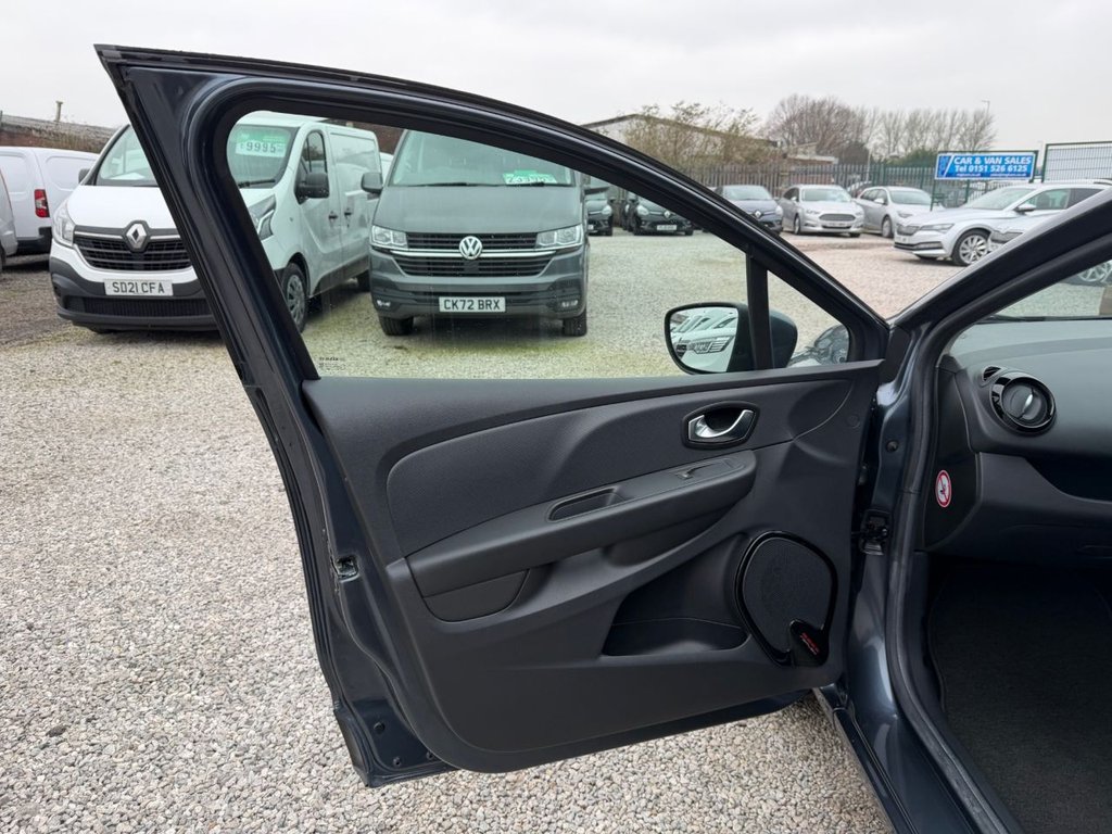 Used Renault Clio 2025 for sale - 77436668: Photo 46