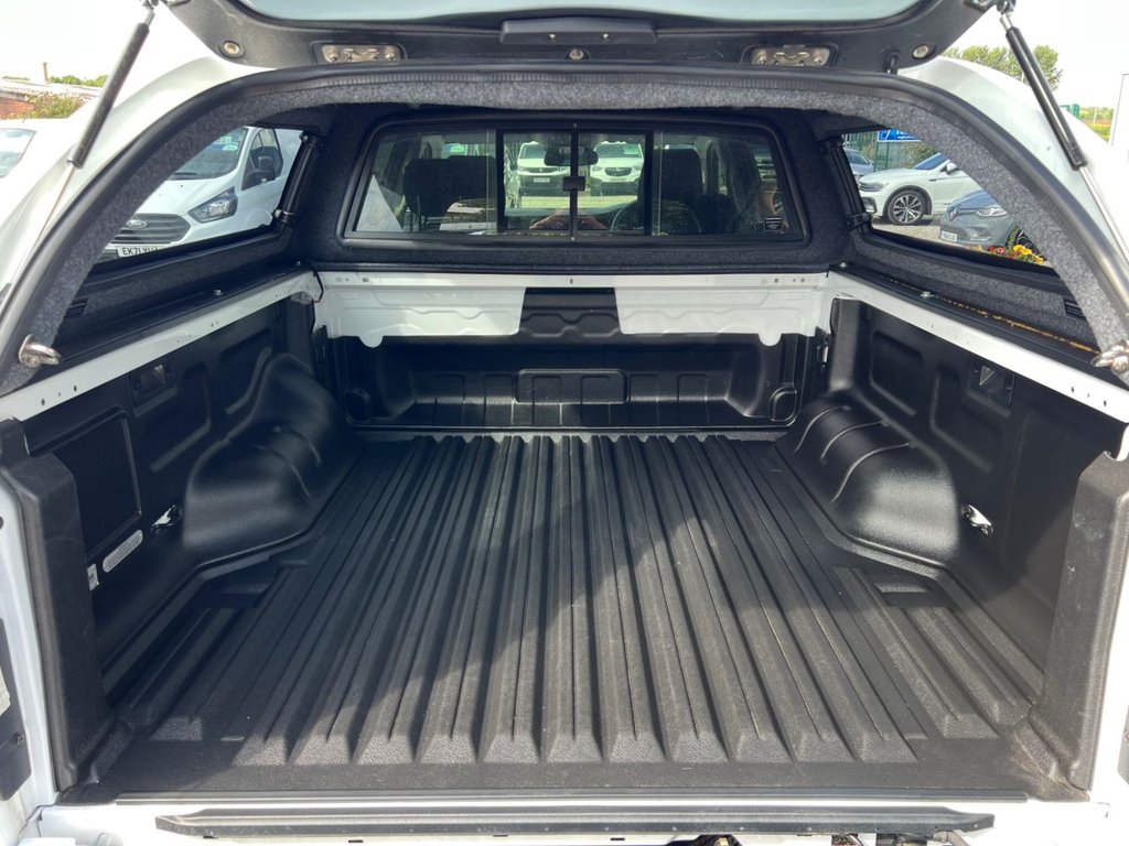 Used Volkswagen Amarok 2024 for sale - 78200388: Photo 16