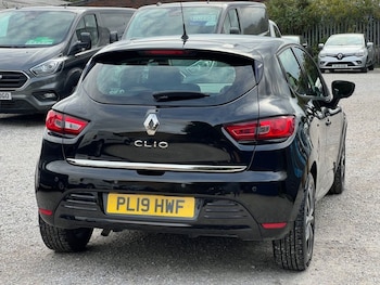 Used Renault Clio 2019 for sale - 75875615: Photo