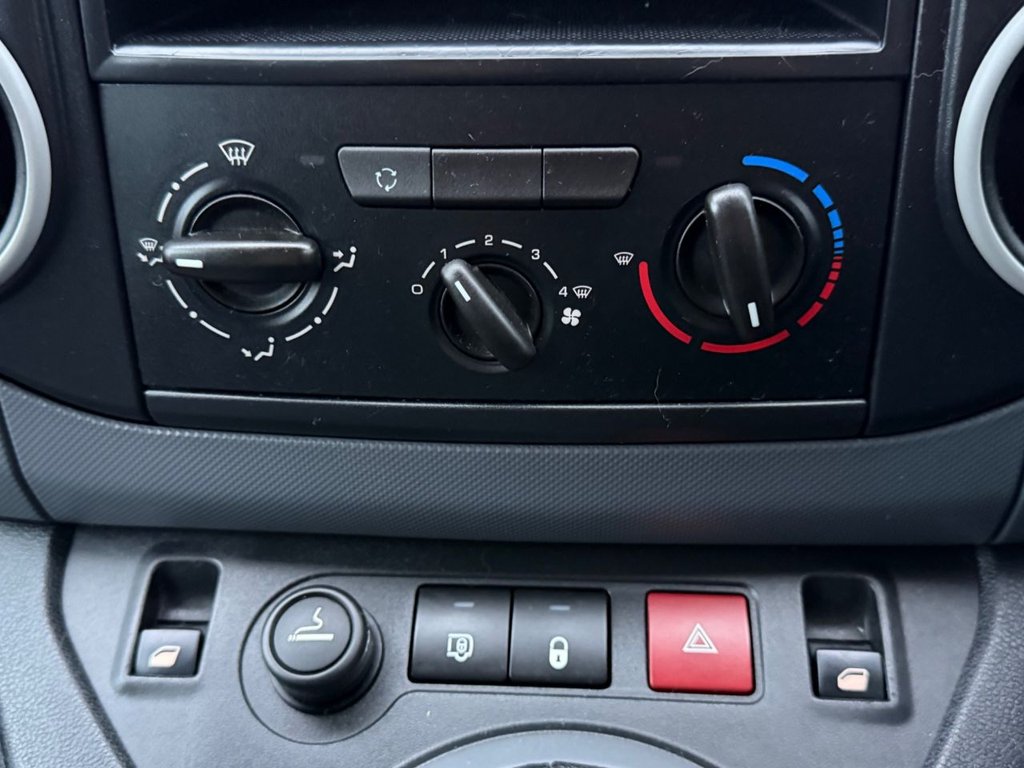 Used Peugeot Partner 2015 for sale - 77048690: Photo 17