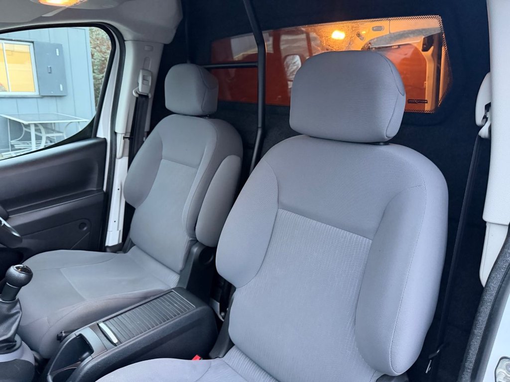 Used Peugeot Partner 2015 for sale - 77048690: Photo 19