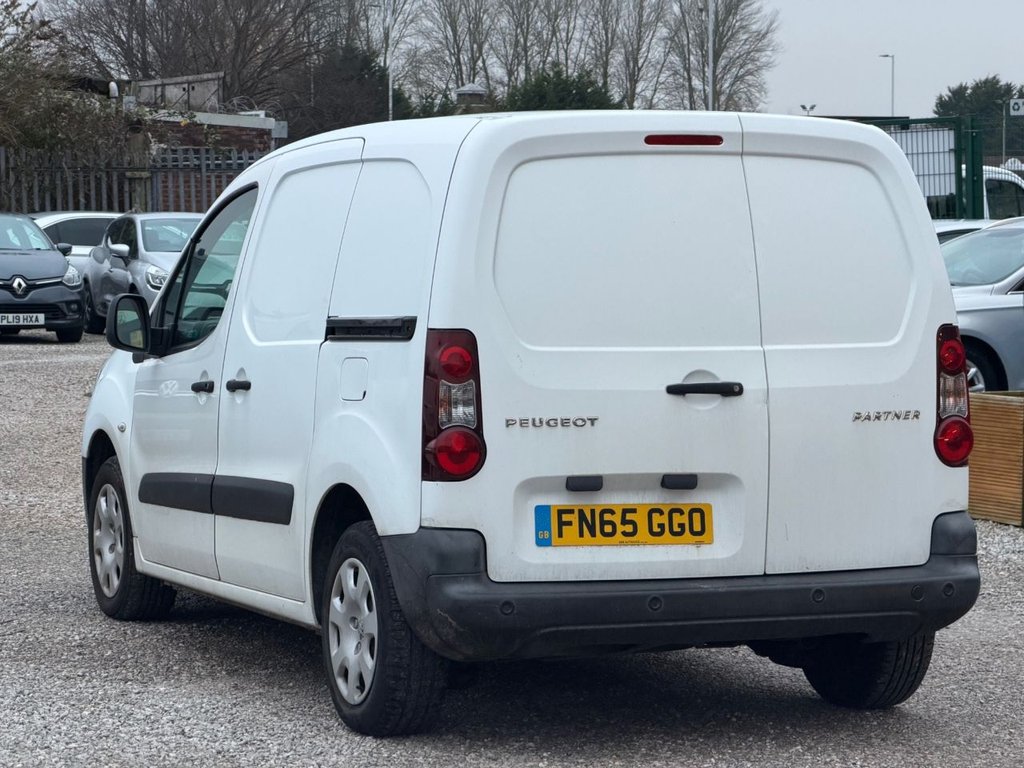 Used Peugeot Partner 2015 for sale - 77048690: Photo 4