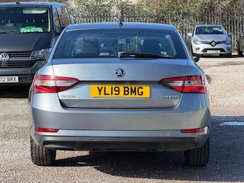 Used Skoda Superb 2019 for sale - 77890819: Photo