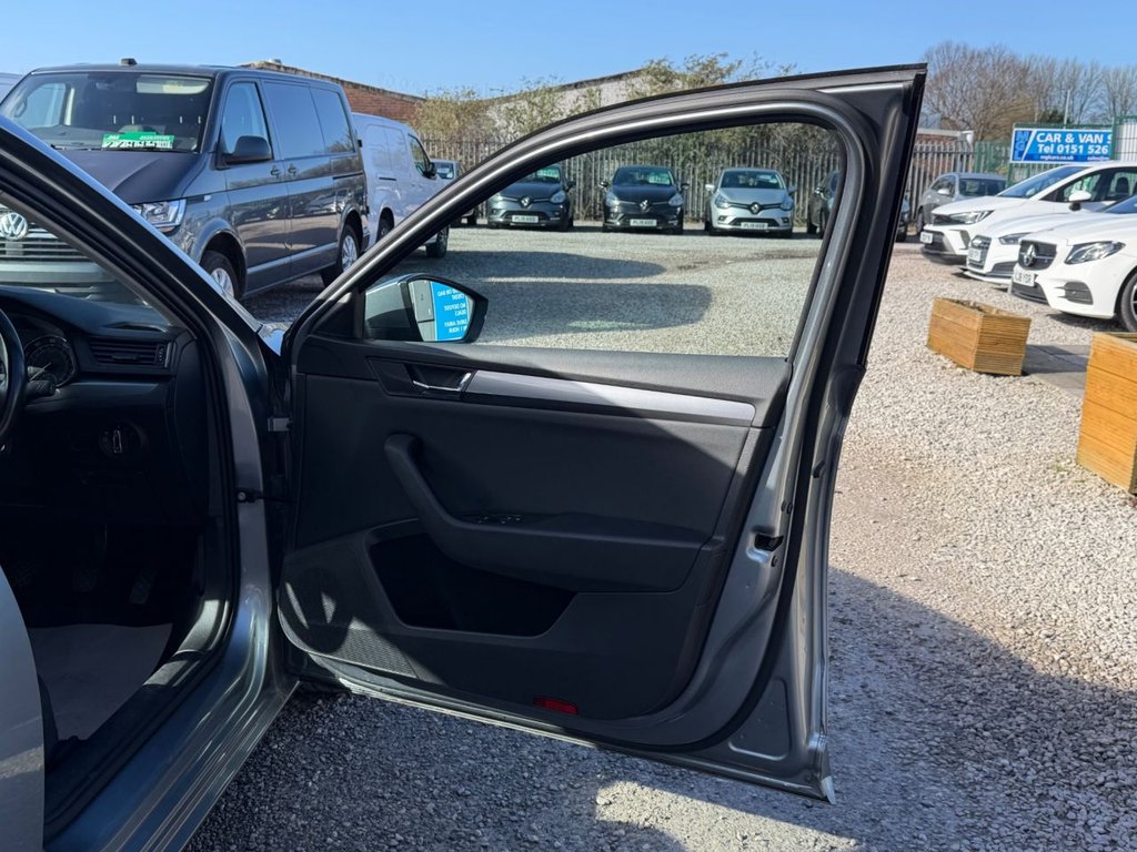 Used Skoda Superb 2019 for sale - 77890819: Photo 45