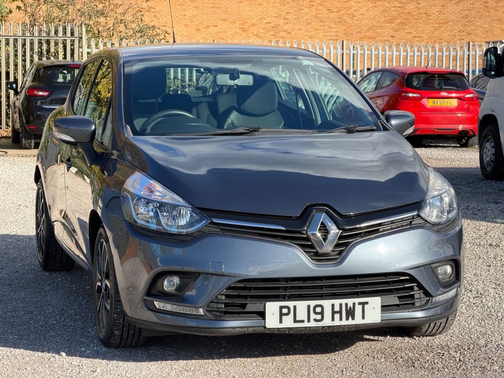 Used Renault Clio 2019 for sale - 76350572: Photo 1