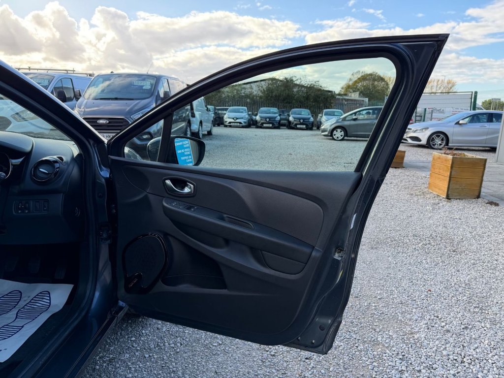 Used Renault Clio 2019 for sale - 76350572: Photo 17