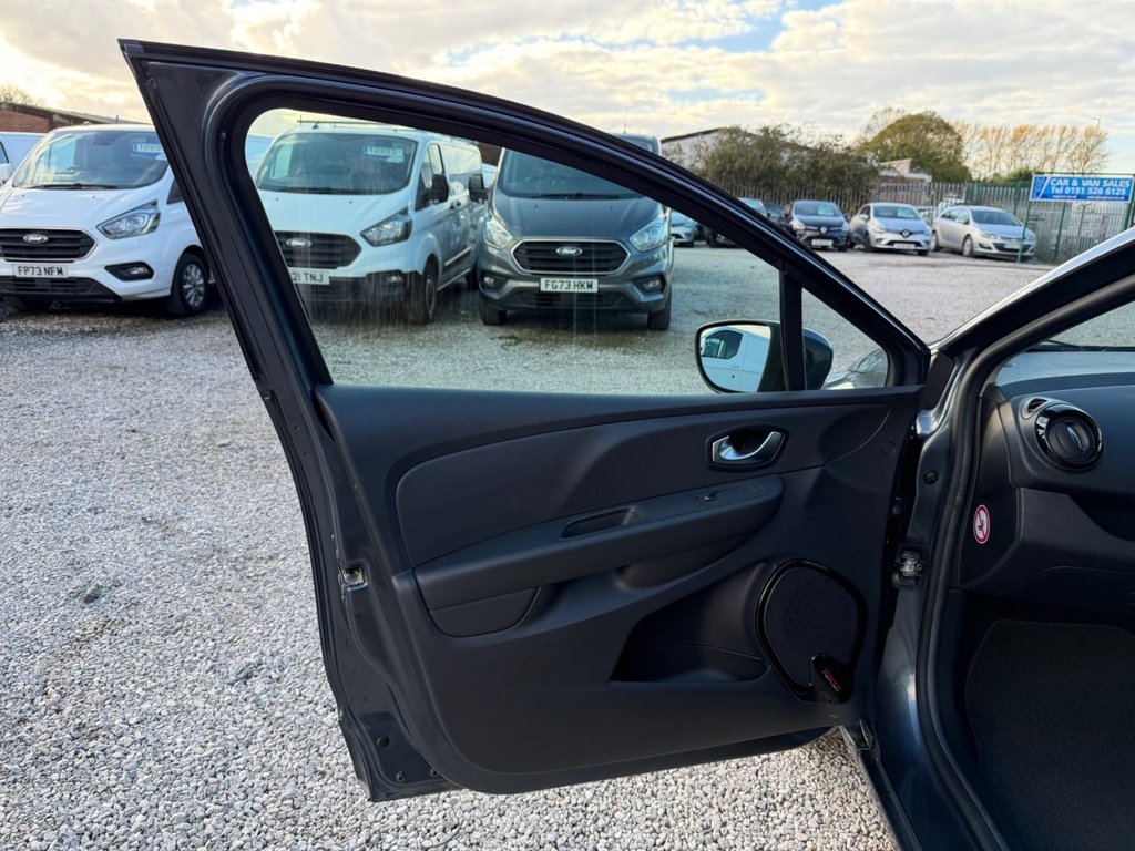 Used Renault Clio 2019 for sale - 76350572: Photo 22