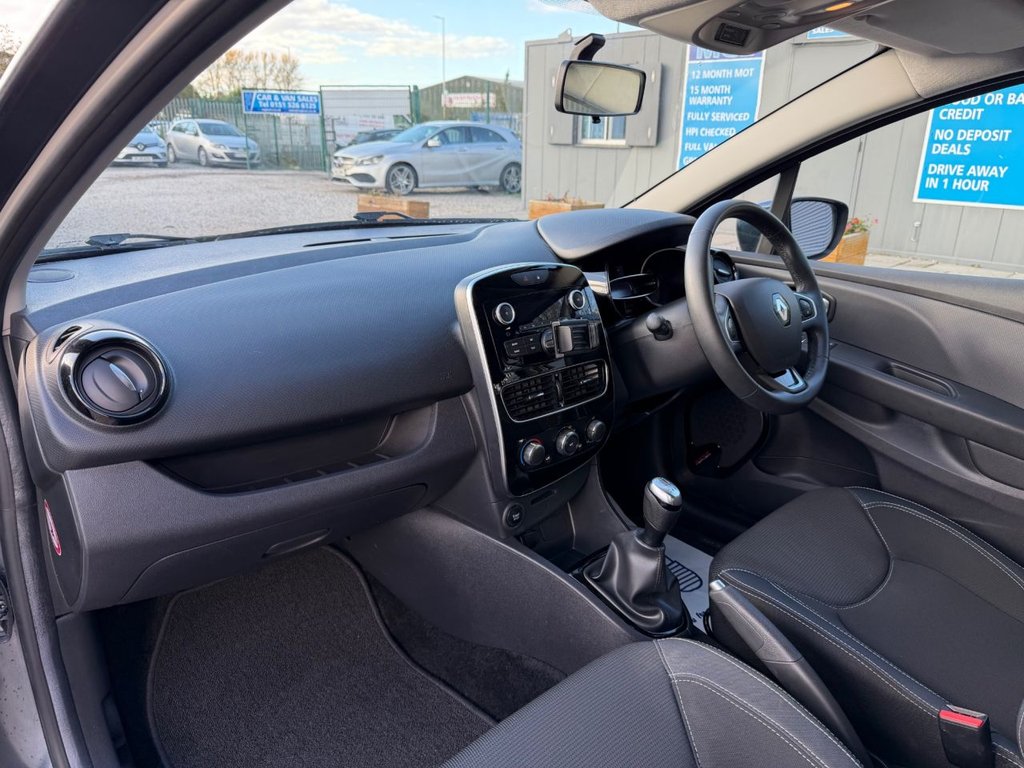 Used Renault Clio 2019 for sale - 76350572: Photo 23