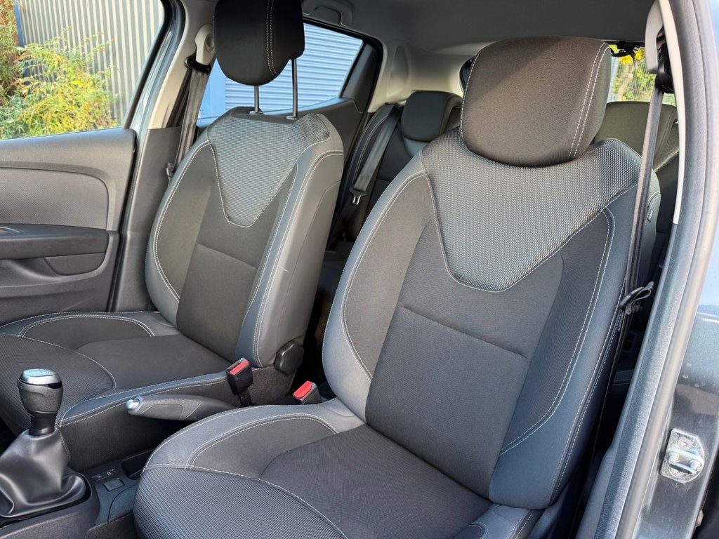 Used Renault Clio 2019 for sale - 76350572: Photo 25