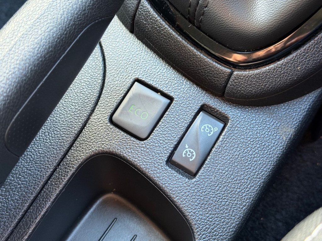 Used Renault Clio 2019 for sale - 76350572: Photo 41
