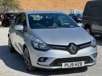 Used Renault Clio 2019 for sale - 75703561: Photo