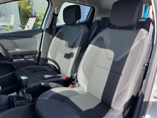 Used Renault Clio 2019 for sale - 75703561: Photo 25