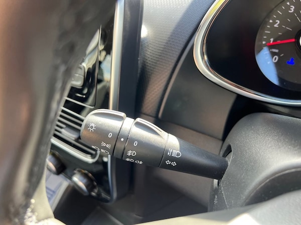Used Renault Clio 2019 for sale - 75703561: Photo 38