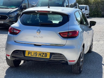 Used Renault Clio 2019 for sale - 75703561: Photo