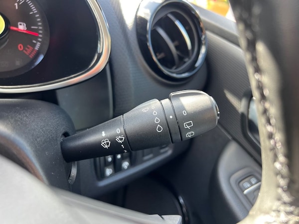 Used Renault Clio 2019 for sale - 75703561: Photo 40