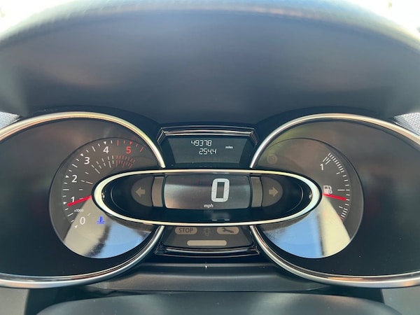 Used Renault Clio 2019 for sale - 75703561: Photo 42