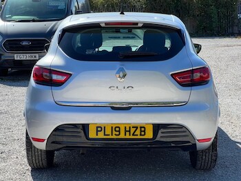 Used Renault Clio 2019 for sale - 75703561: Photo
