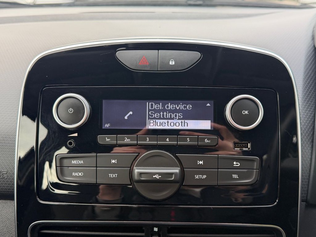 Used Renault Clio 2019 for sale - 77498556: Photo 17