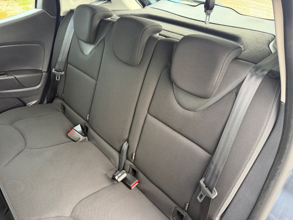 Used Renault Clio 2019 for sale - 77498556: Photo 32