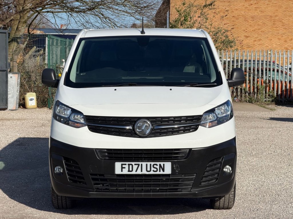 Used Vauxhall Vivaro 2022 for sale - 77990929: Photo 2