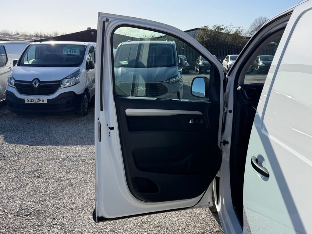 Used Vauxhall Vivaro 2022 for sale - 77990929: Photo 28