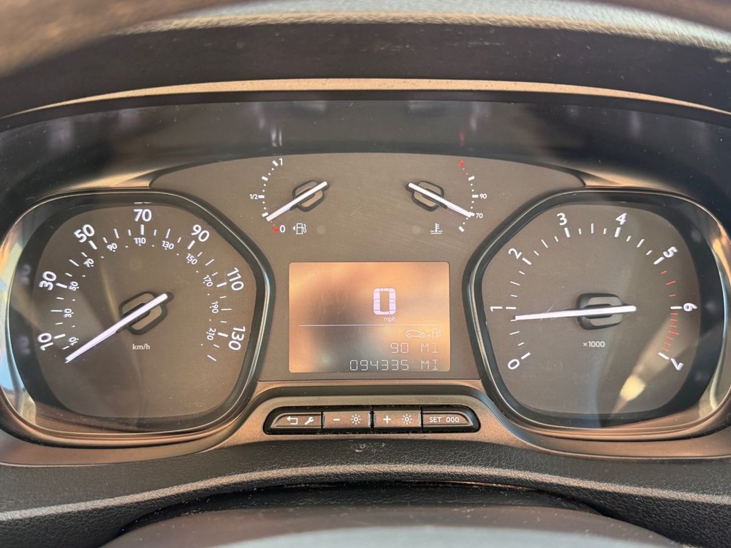 Used Vauxhall Vivaro 2022 for sale - 77990929: Photo 32