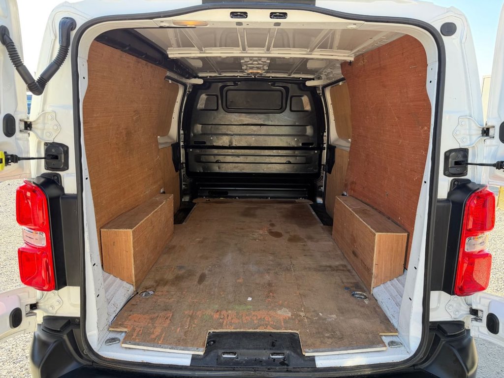 Used Vauxhall Vivaro 2022 for sale - 77990929: Photo 6