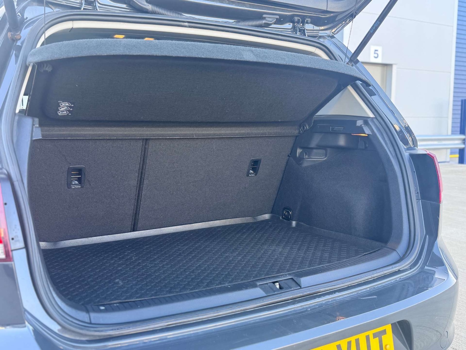 Used Volkswagen Golf 2014 for sale - 78015719: Photo 34