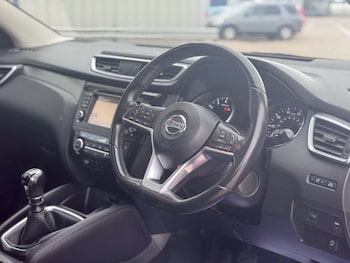 Used Nissan Qashqai 2018 for sale - 78938891: Photo