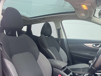Used Nissan Qashqai 2018 for sale - 78938891: Photo